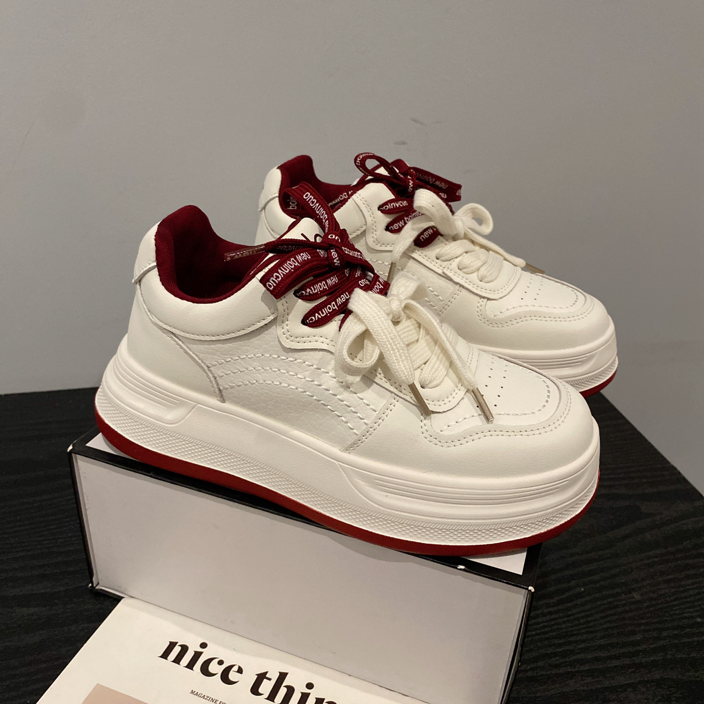 2025年新款英伦风真皮百搭系带小白鞋女松糕厚底圆头休闲板鞋,女鞋,休闲板鞋,淘宝优惠券,粉丝福利购,淘宝优惠卷