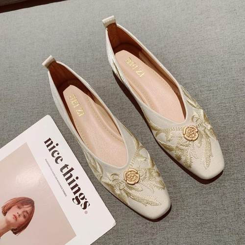 新中式复古国风旗袍鞋刺绣低跟鞋