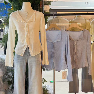 显瘦上衣 T恤女设计感修身 2026春夏法式 温柔风木耳边翻领系带长袖