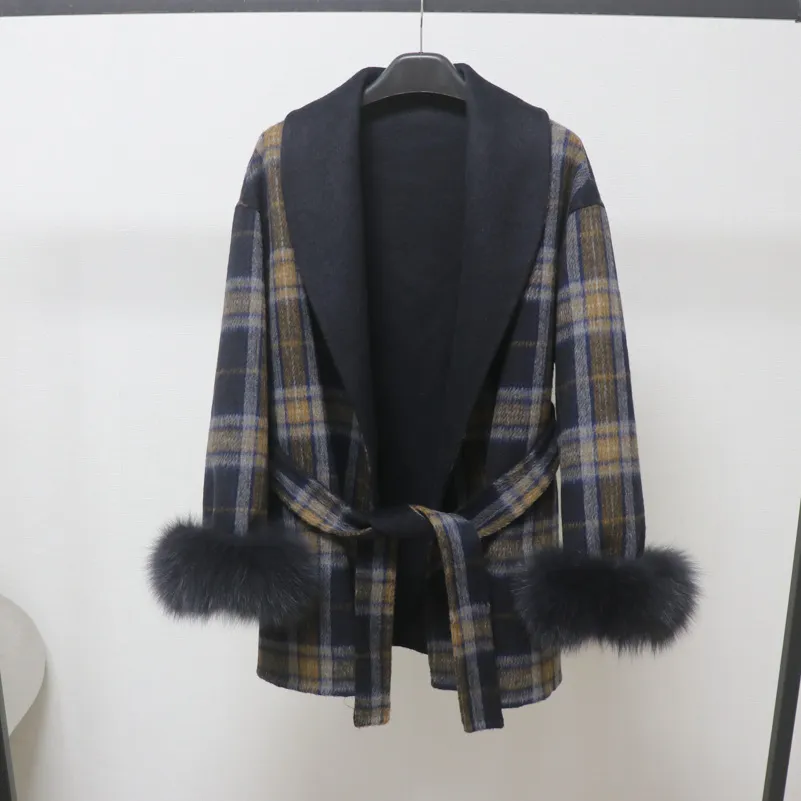 欧洲站格纹羊毛大衣外套女2025秋冬新款狐狸毛袖呢大衣