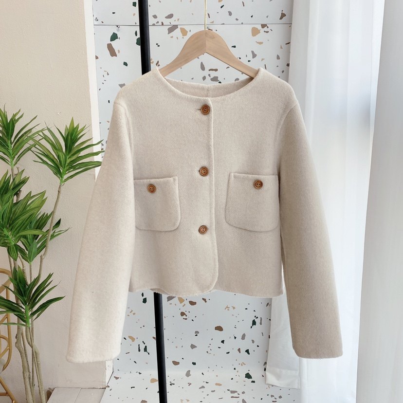 小香风外套女春秋款小个子短款初春高端法式羊毛呢子双面羊绒大衣