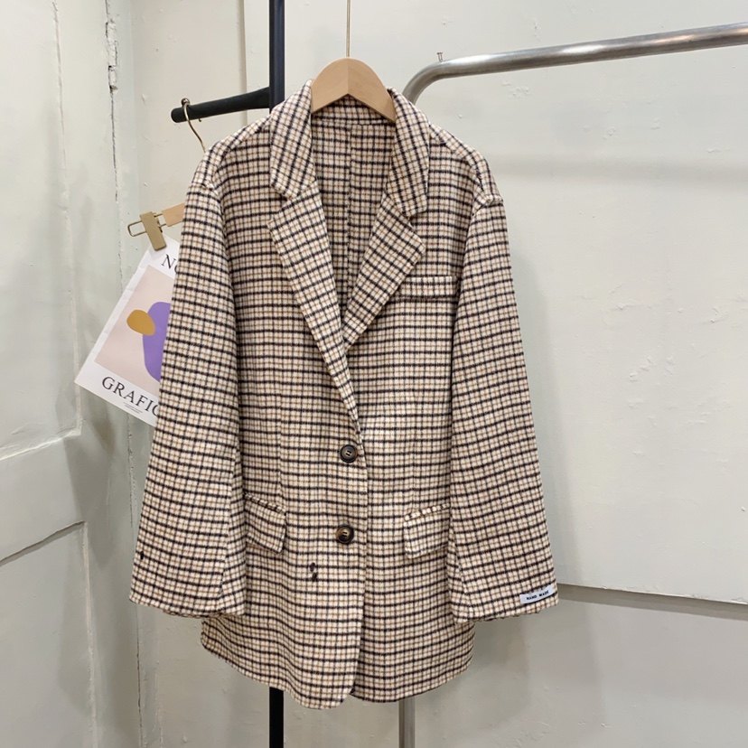 高级感毛呢西装外套女2025年新款秋冬季复古韩版英伦风格子小西服