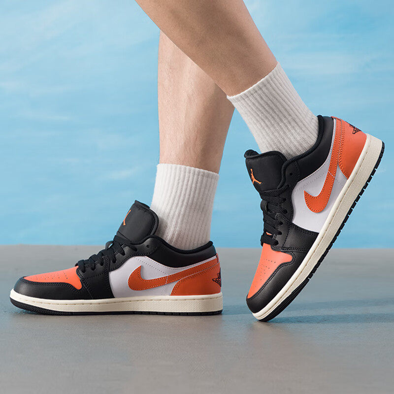 耐克正品男鞋新款低帮舒适AIR JORDAN 1 LOW休闲篮球鞋553558-081