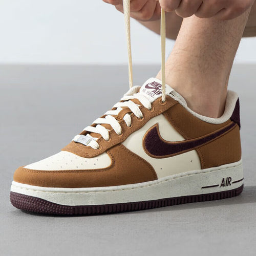 耐克男女AIR FORCE 1\'07PRO-TECHWP运动休闲板鞋FQ8713-200