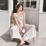 夏薄款斜裁法式条纹百搭优雅显瘦海边度假绝美休闲吊带连衣裙女款，女装休闲裤，2C069
