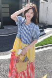 撞色拼接连衣裙夏季2025新款韩版洋气泡泡袖格子多巴胺短袖公主裙，女装连衣裙，2C069
