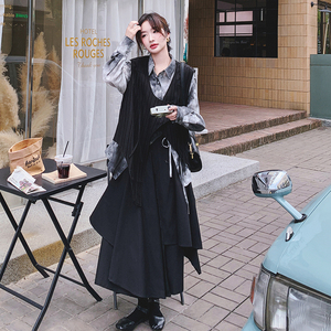 小众设计感一整套不规则衬衫马甲半身裙女春季新款时髦显瘦三件套图片