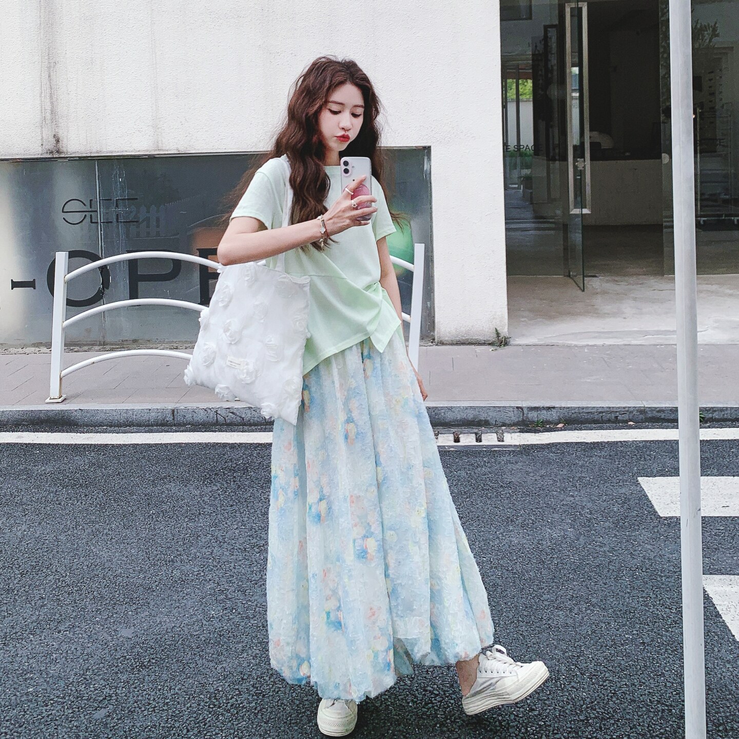 设计感不规则T恤套装裙女2025年夏季新款超好看碎花半身裙两件套,女装套装/套裙,2C069