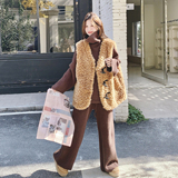 美拉德穿搭牛角扣皮毛一体马甲套装女秋冬巨好看毛衣阔腿裤三件套，女装皮草，2C069