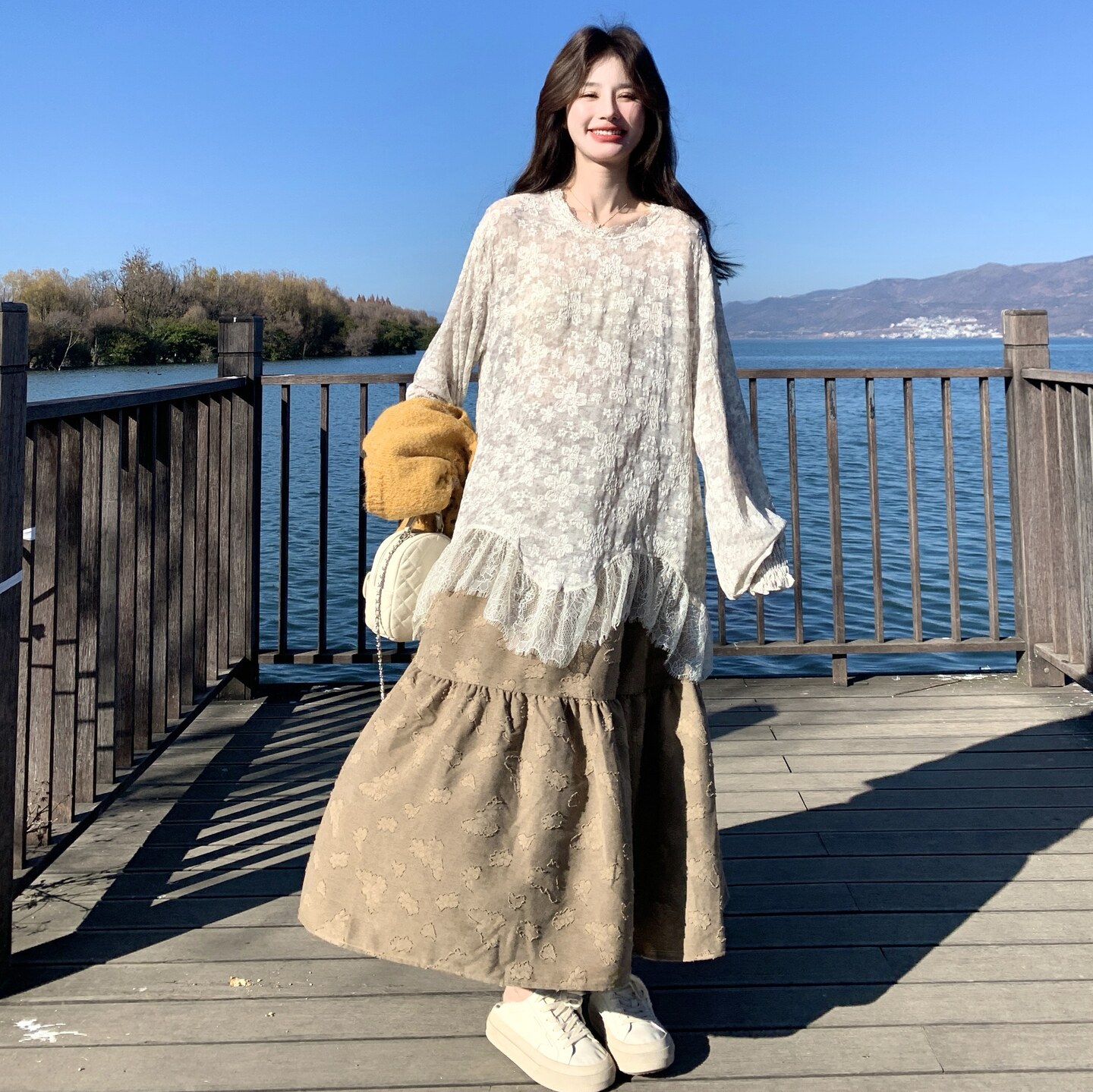 【大货】蕾丝针织衫+半身裙+吊带毛衣3件套6063-P235K378,女装套装/套裙,2C069