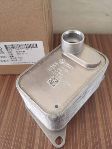 大众原装机油散热器 迈腾途昂柯迪亚克EA888三代发动机机油冷却器