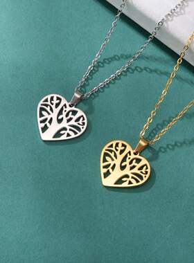 必创钛钢十字链爱心轮廓镂项链