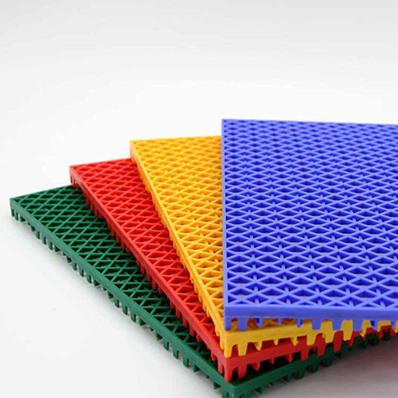 幼儿园悬浮地板地垫户外羽毛球拼接红色防滑运动篮球场塑料批发