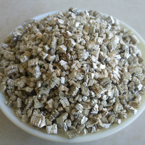 刹车片1-3蛭石蛭石粉银白色蛭石暖贴保温批发防火涂料用膨胀蛭石
