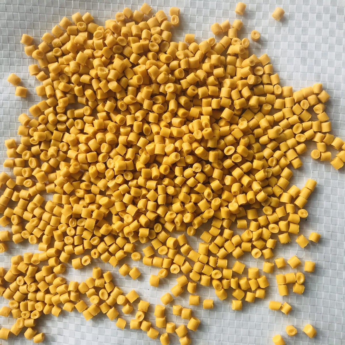 厂家销售再生pp颗粒拼装悬浮地板地板各色pp再生颗粒原料pp颗粒,橡塑材料及制品,PP,淘宝优惠券,粉丝福利购,淘宝优惠卷