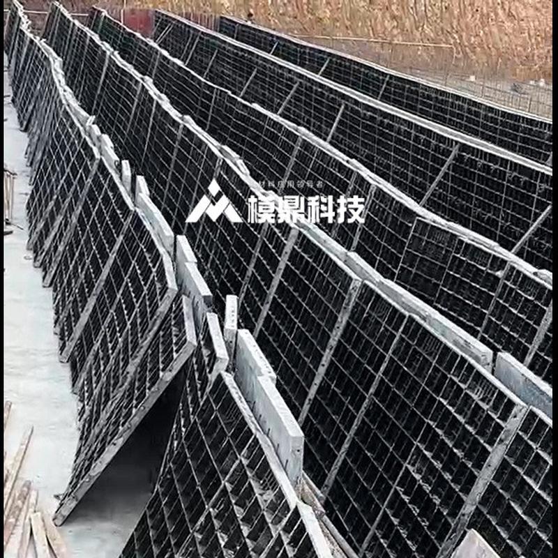 工程用塑料模板围墙工程专业塑钢模板施工便利省人工提效率