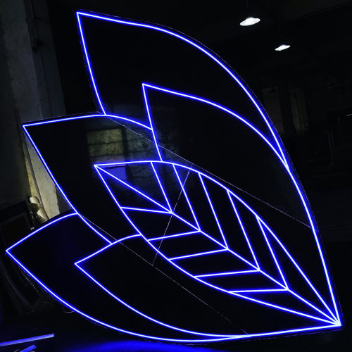 外贸led霓虹灯千层镜发光发光字落地花瓣灯箱灯箱厂家定制深渊镜