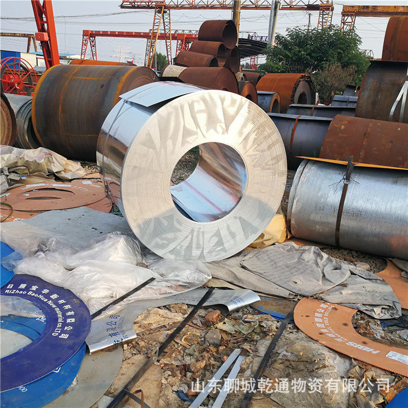 Стальной лист 镀锌板6mm高锌层镀锌卷开平现货白铁皮加工折弯有花无花镀锌钢板
