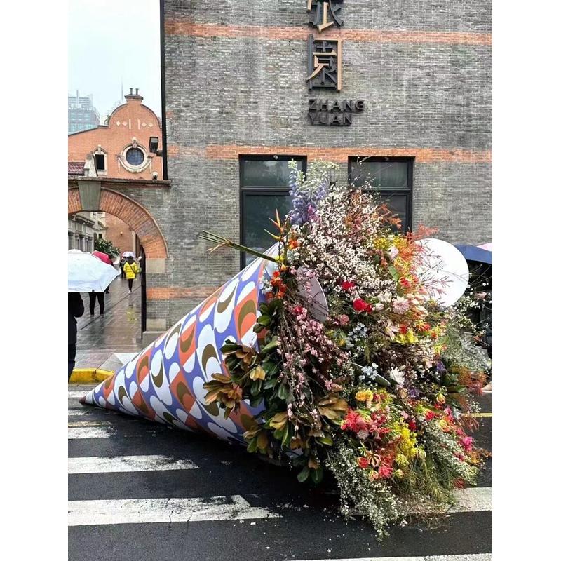 巨型花束美陈仿真大玫瑰装饰景区打卡拍照网红活动道具纸艺花朵造