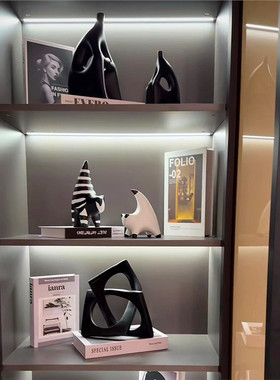 现代简约酒柜摆件组合样板玄关展示柜搭配套装客厅电视柜房间装饰