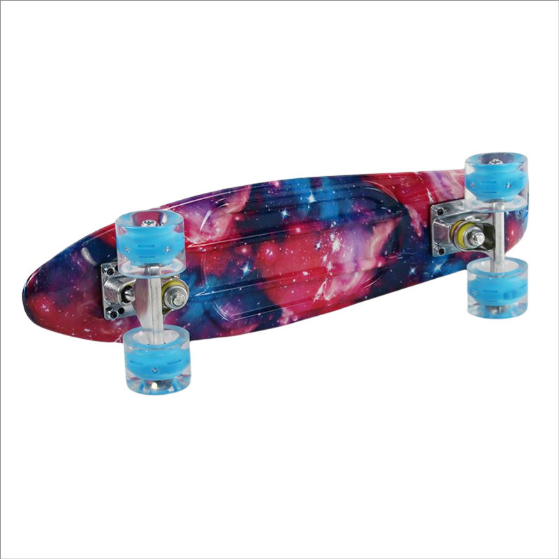 双面现货小巧儿童练习滑板闪光轮初学者单翘塑料小鱼板水转印批发