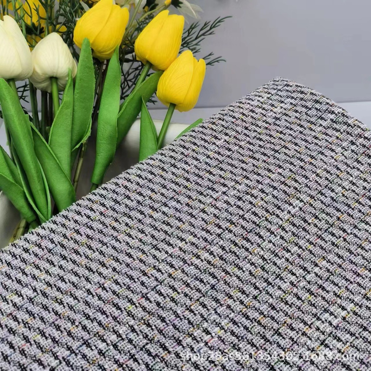 源头工厂针织小香风面料粗花呢套装提花面料布tr经典斜纹针织套裙