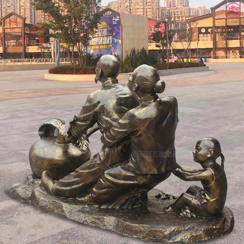 热销民俗仿仿铜人雕塑玻璃钢拔萝卜小品铜人像景观园林摆件