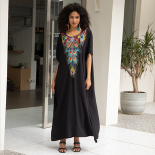 沙滩罩衫 人棉绣花羽毛孔雀度假长袍l23192l