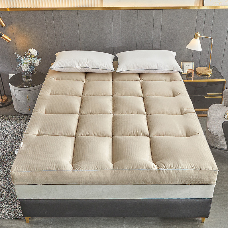 新款羽丝绒床垫学生宿舍加厚床褥单双人软床垫可折叠榻榻米床垫子