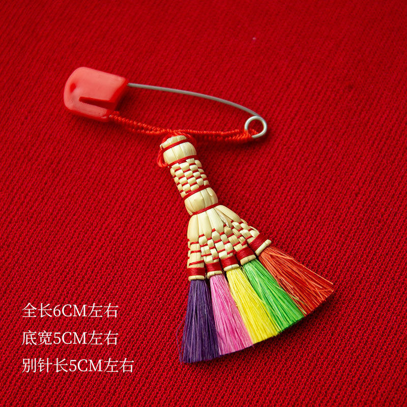 7wp3批发宝宝扫把红春节笤帚端午节别针挂件本命年节日乔迁扫帚小