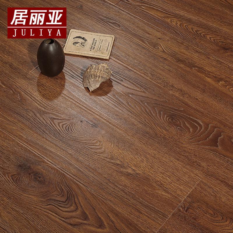 厂家直供12mm强化复合木质地金刚板仿古浮雕地热防水轻奢风环保