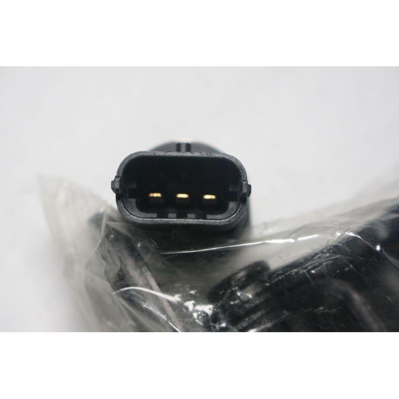 热销pe01-13-280适用于喷油cx5/j36/j71/cx4/cx3压力调节器(马自