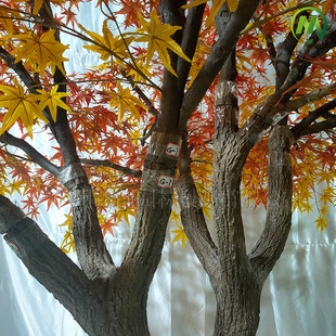 厂家定制仿真大型树玻璃钢大型枫树酒店商场展厅装 饰红枫红枫树