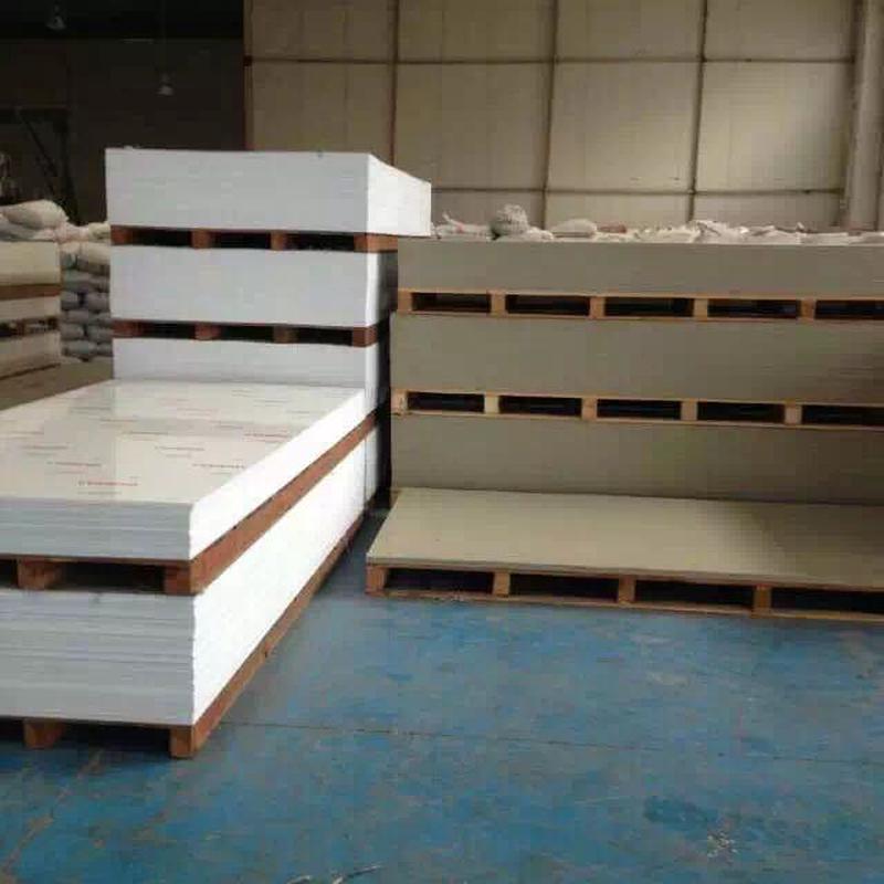 pp堆高板，机械设备用台板，超市纯用码垛塑料板，pp塑料板