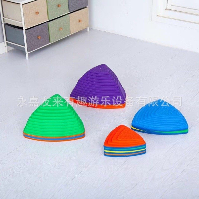 热销平衡木统体能训练过河石11件体育体能组合七彩感感统器材脚踏