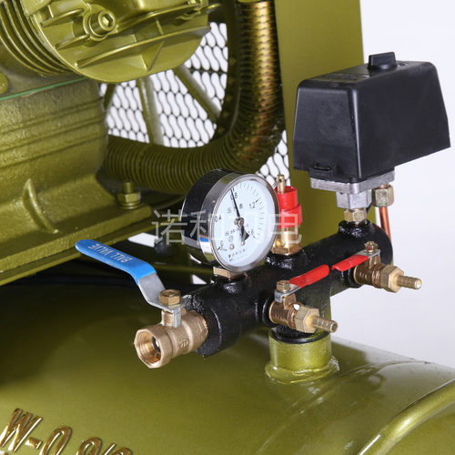 汽修活塞式空压机0.9/8捷豹380v喷漆打气泵工业用7.5kw空气压缩机