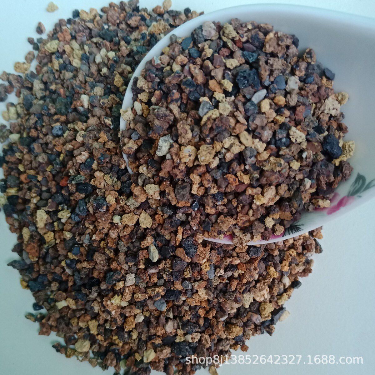 现货供应乌拉尔砂木砂南美砂溪流砂棕色雨淋沙鱼缸底砂