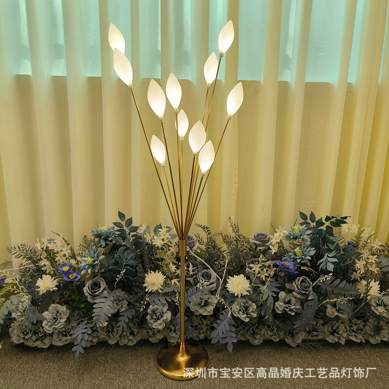 婚庆道具11头铁艺橄榄果路引灯花蕾泡泡奶白婚礼布置舞台装饰摆件