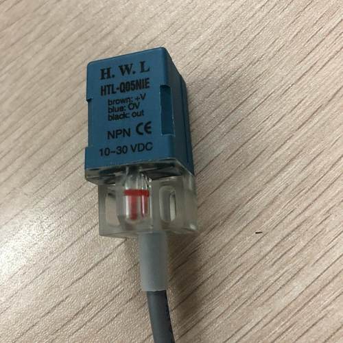 热销hwl方型接近开关距离-q05n1s-u现货npn输出5mm检测htl感应器