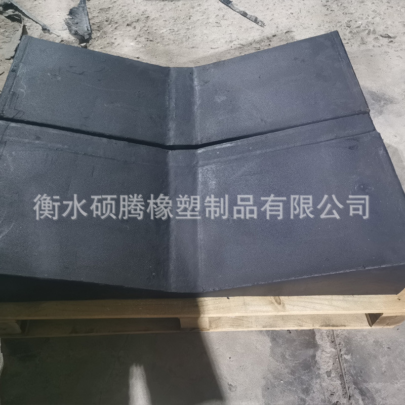 橡胶垫垫片钢卷橡胶垫板金属卷板鞍座铝卷防滑抗压u型