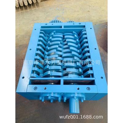 热销餐厨垃圾小型撕碎机撕碎100.200.300废旧金属物料双轴机箱机