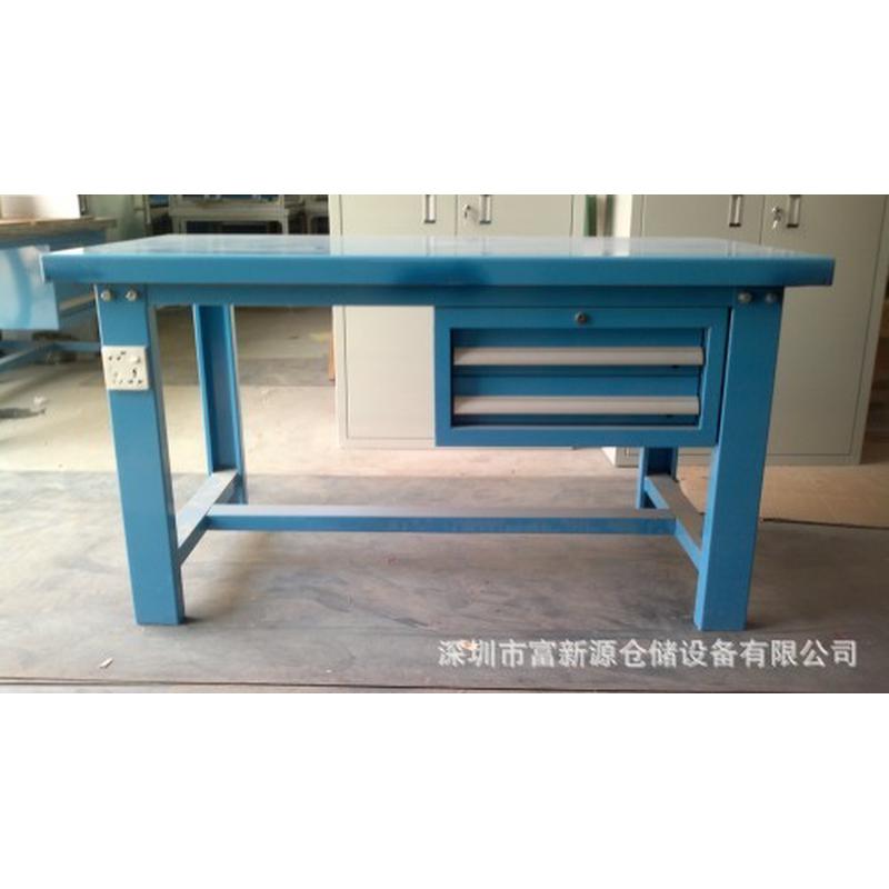 钢板包木钳工桌价格 重型钳工桌生产厂家 配虎钳钳工桌图片