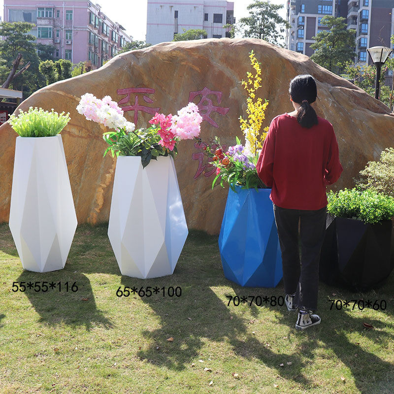 玻璃钢折纸菱形花盆户外落地不规则酒店商场创意花钵园林景观摆件