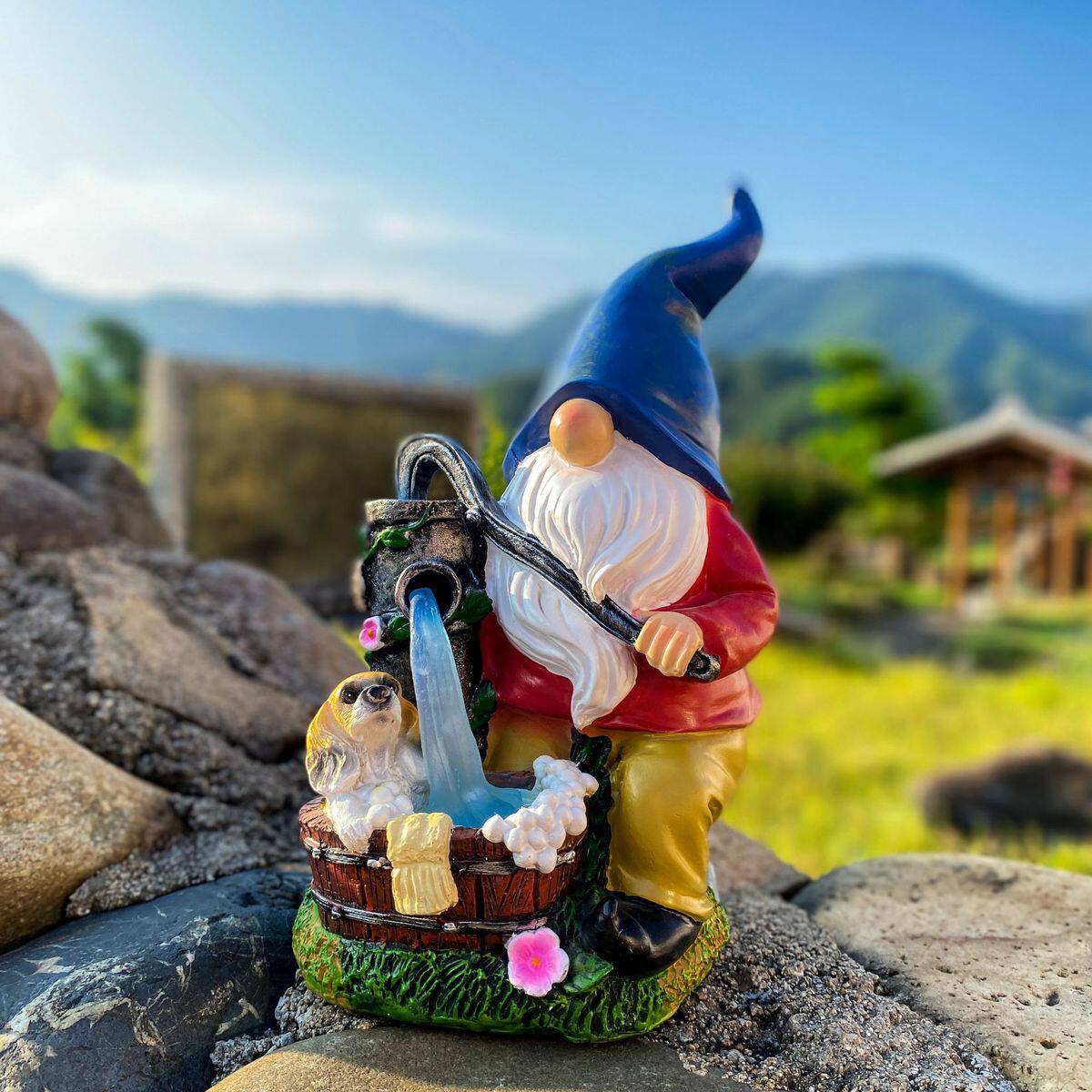 户外太阳能精灵花园摆件树脂侏儒矮人小雕像庭院草坪装饰灯