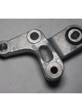 热销sa30-39-011m1适用于’s7/s312马自达机脚胶支架后amt