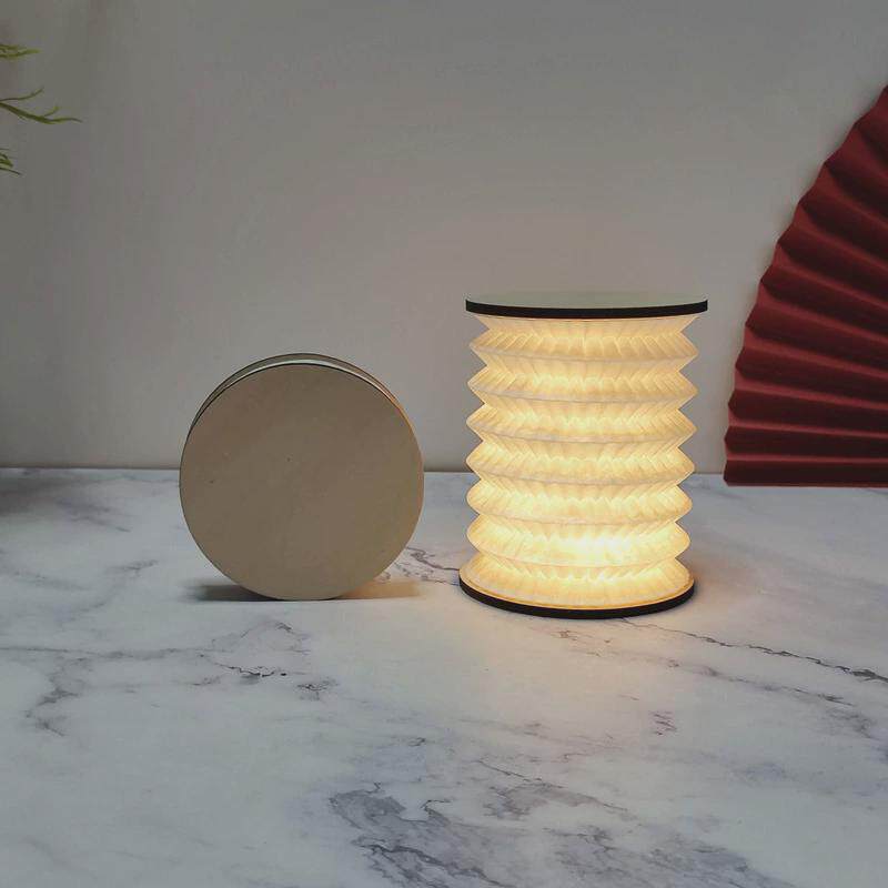 创意纸雕礼品书灯LED手提灯笼春节元宵花灯折叠小夜灯台灯