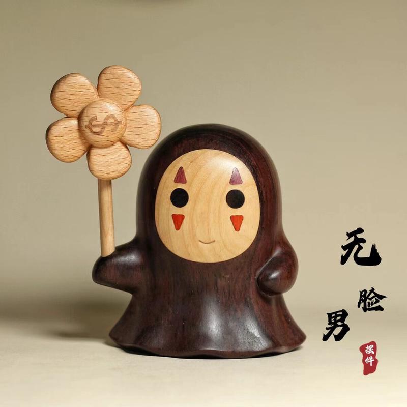 檀木宫崎骏无脸男摆件可爱实木桌面装饰有钱花送朋友礼物工艺品