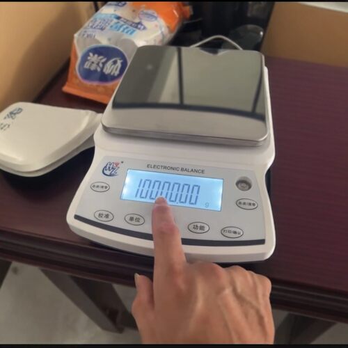 热销电子天平10㎏电子天平10㎏0.01g电子电子天平精度称秤10000g
