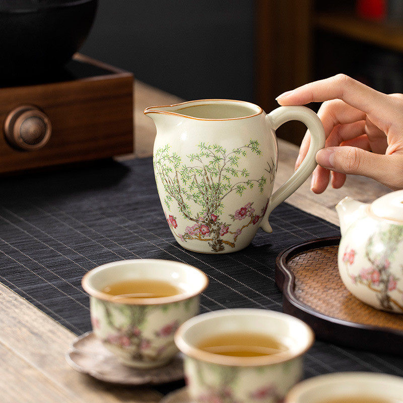 热销春燕黄汝窑米公道杯高端陶瓷耐热茶滤一体分茶器大容量泡茶匀,餐饮具,公道杯,淘宝优惠券,粉丝福利购,淘宝优惠卷