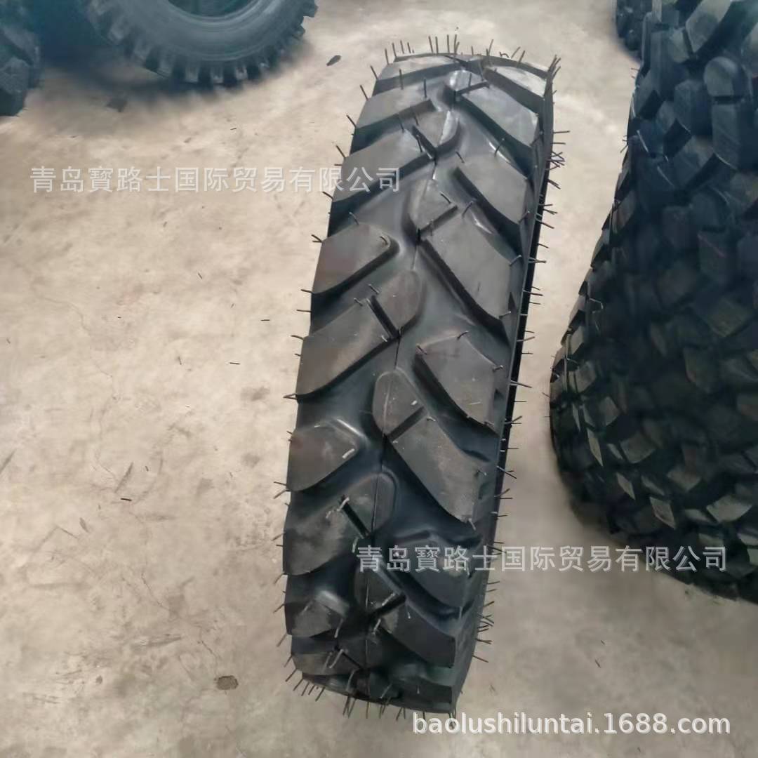 热销轮式挖掘机轮胎8.25-16越野农用花纹人字轮胎